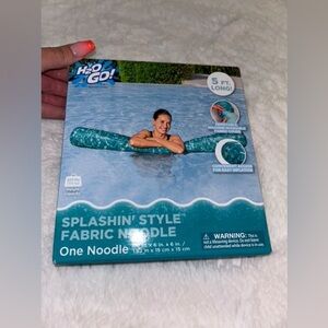Brand New H2O GO! Splashin’ Style Fabric Pool Noodle